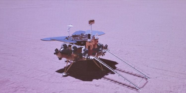 China records historic landing on Mars