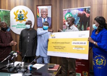 Four corporate entities present GH¢ 520,000 towards Green Ghana Project