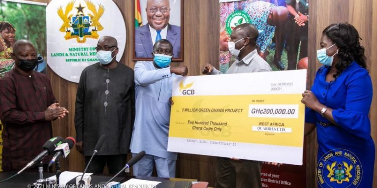 Four corporate entities present GH¢ 520,000 towards Green Ghana Project