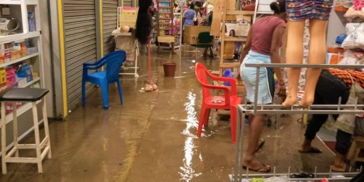 Floods hamper economic, business activities at Kejetia Market