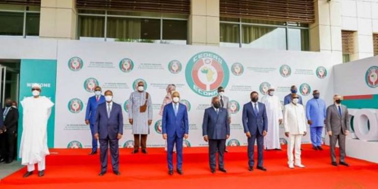 ECOWAS to reduce 15-Member Commission to seven