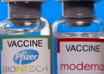 FDA adds heart inflammation warning to Moderna, Pfizer vaccines