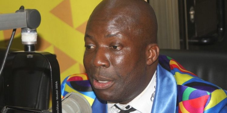 Prophet Kumchacha pours libation, curses corrupt politicians with stroke, AIDS