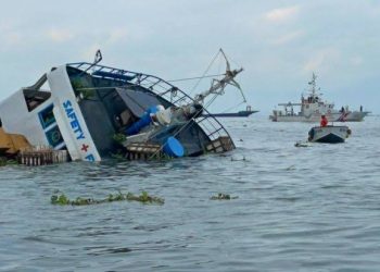 Cargo vessel collides with ship in Philippines, oil spill feared