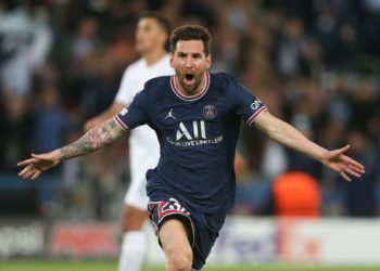 Messi Scores Superb First PSG Goal In Win Over Man City