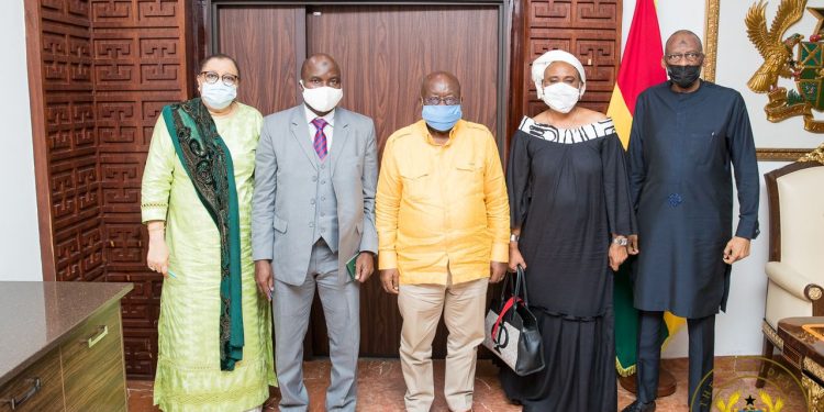 PRESIDENT AKUFO-ADDO RECEIVES GUINEAN MILITARY DELEGATION; REITERATES CALL FOR RETURN TO DEMOCRACY