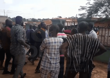 NPP Supporters In Juaboso Besiege Assembly Members To Demand Their Money After Failing To Confirm Nominee
