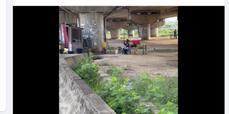 Two arrested for pounding fufu under Mallam Junction Overpass