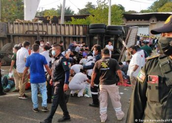 Mexico: 53 Migrants killed When Truck Overturns