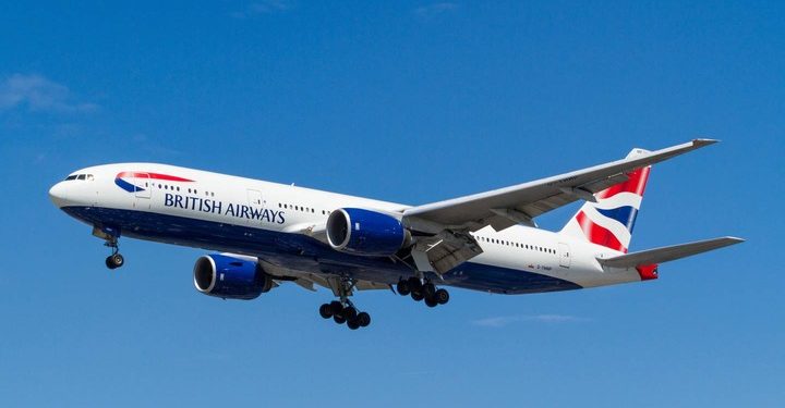 British Airways Plane Windscreen Cracked By Block Of Ice During Flight