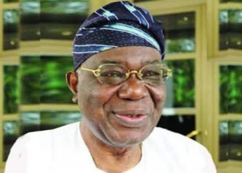 Former Nigerian Leader Ernest Shonekan Dies At 85