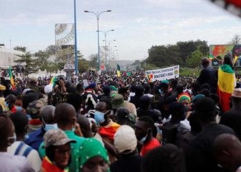 Malians Demonstrate Against Regional Sanctions