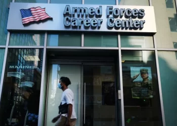 US Army Offers $50k To New Recruits As It Struggles To Find Numbers