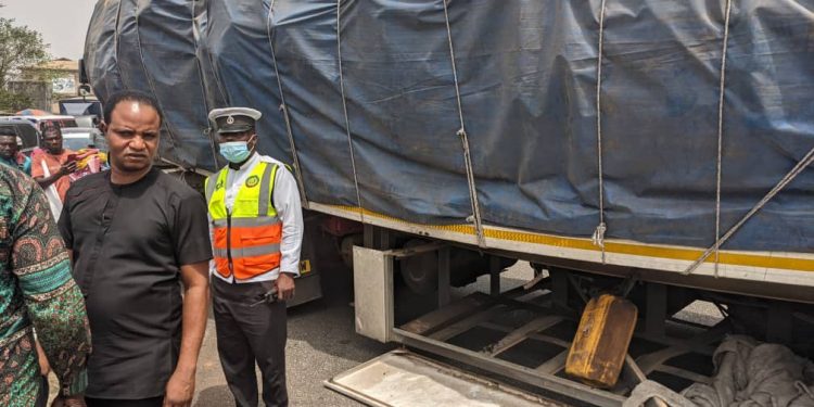 Ashanti Region: Breastfeeding Mother Crushed To Death, 8 Others Injured