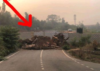 Motorists In Part Of Kumasi Stranded As Angry Landowners Builds Tall Wall Across Main Road