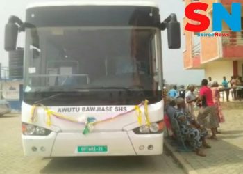 Police seize Bawjiase SHS bus as NPP, NDC Supporters Trade Blows At Handing-over Ceremony