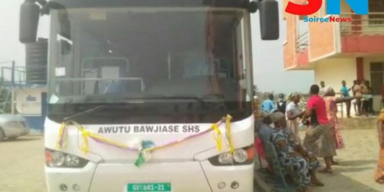 Police seize Bawjiase SHS bus as NPP, NDC Supporters Trade Blows At Handing-over Ceremony