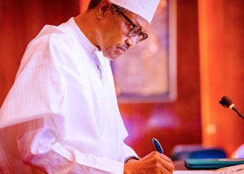 Buhari Signs Bill Extending Retirement Age, Service Period For Teachers By Five Years