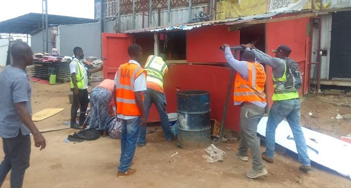 Squatters On Tema motorway Road Reservation Asked To Vacate By May 1