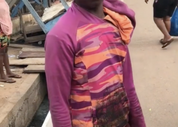 Thieves Lashed, Forced To Clean Gutter After Caught Stealing A Motorbike In East Legon (VIDEO)