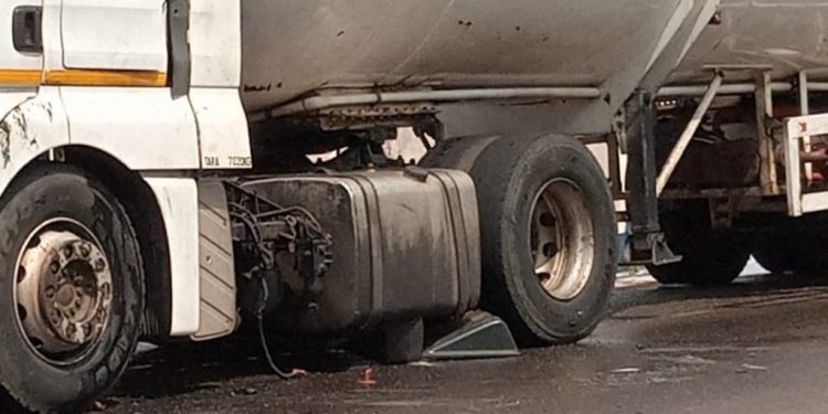 Gas Tanker Filled With LPG Crashes On Tema Motorway