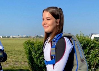 Woman plunges 3,300ft to her eath as parachute failed to open during doomed skydive