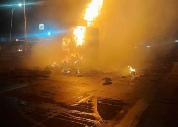 Cargo Truck Loaded With Crates Of Eggs Gutted By Fire On Accra – Nsawam Road