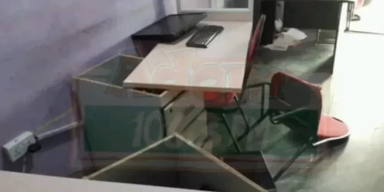 3 Men Storm A Popular Radio Station And Beat Up Presenter For Speaking Against Them