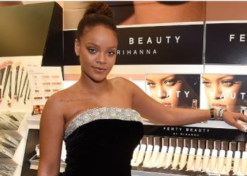 Rihanna Extends Cosmetic Brand To Ghana May 27