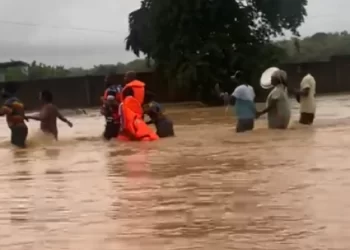Thousands Stranded As Flood Waters Block Takoradi-Agona-Tarkwa Highway
