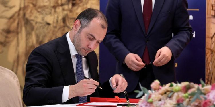 Ukraine, Russia Sign Grain Export Deal