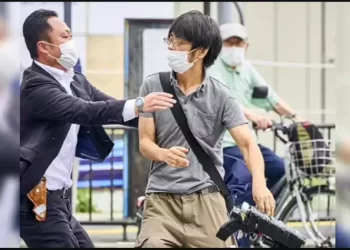 Shinzo Abe’s security personnel failed to use ‘potentially life-saving gap – Anand Mahindra