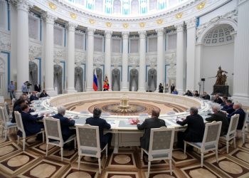 Russian Lawmakers Propose Ban On So-Called “LGBT Propaganda” In Films, On TV And Online