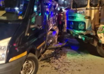 Kasoa Old Barrier: TATA Bus Crashes Into Two Vehicles After Jumping Traffic