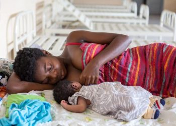 Newborns Must Be Breastfed Within First 30 Minutes After Birth – Nutritionists Advises