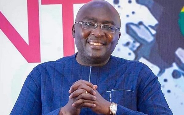 Vice President Bawumia Gives Ampem Darkoa Ladies GH₵50,000 Boost