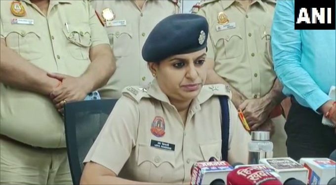 Woman Found Dead In Office With Throat Slit. Main Accused Is Her Boss