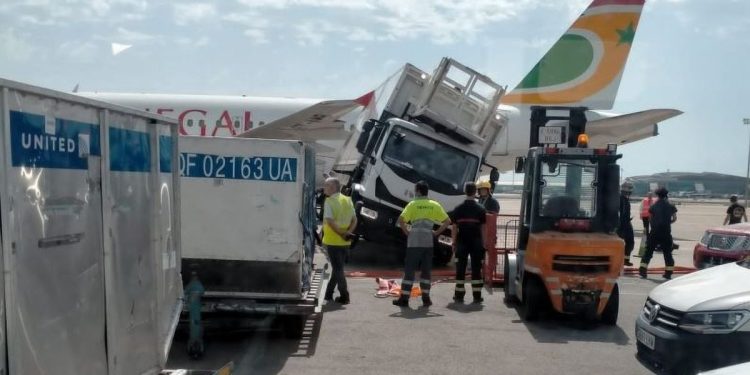 Giant Passenger Plane Crashes Into Lorry During Take-off At Busy Airport