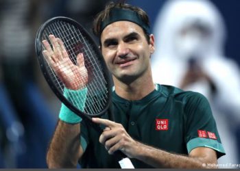 Roger Federer announces retirement from tennis