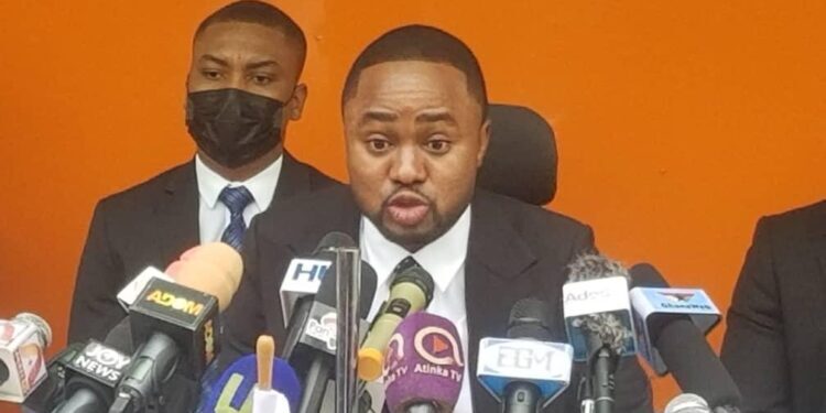 School of Law president impeached after financial impropriety allegations