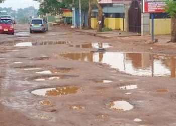 E/R: Drivers, Residents Embark On Demonstration over Deplorable Roads in Akuse and Asutsuare
