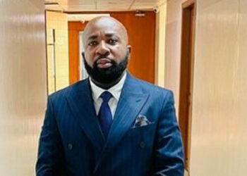 More facts on presidential staffers’ 100k one-day trip to US out