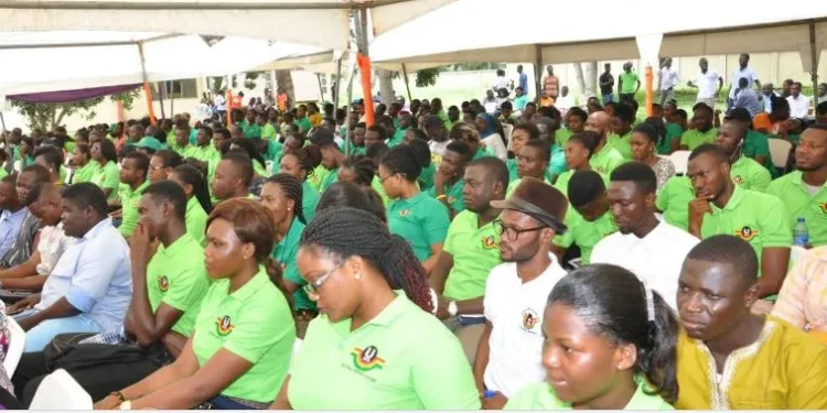 100,000 Graduates to begin national service November