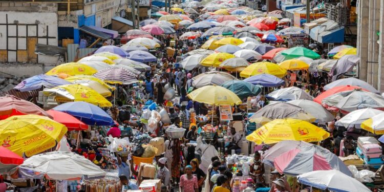 Ghana Credit Rating Cut by Moody’s on Debt-Restructuring Plan