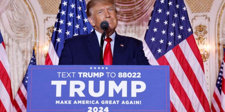 Donald Trump announces bid to run for US president in 2024
