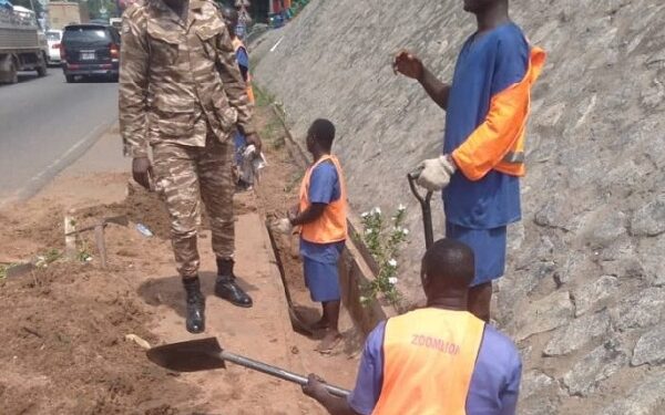 We can no longer walk inmates to the hospital – Prison officers to gov’t