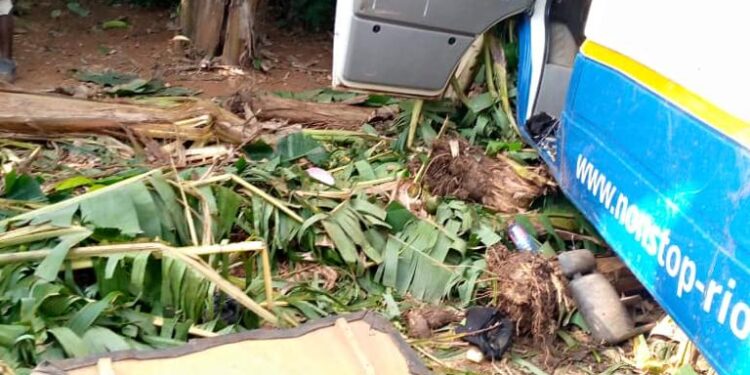 Gory accident killed 4 at Essuehyia on Mankessim – Apam road, 19 injured