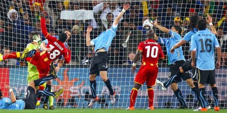 I don’t need to apologize for Ghana handball in 2010 World Cup – Luis Suarez