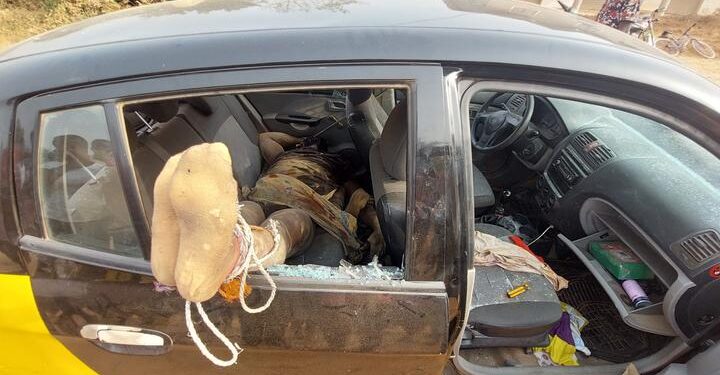 Taxi Driver Tied With Ropes killed in his Car at Manpong
