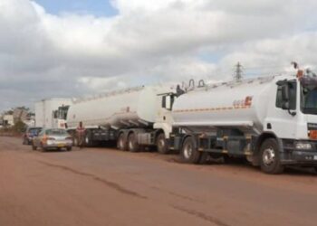 Disaster in waiting as loaded gas tanker which fell on its side at Duampompo remains unattended to after a week